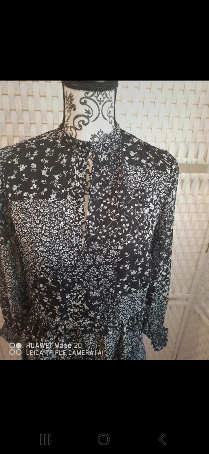 💕Jolie Robe Fleurie Noire & Blanche Bizzbee -femme Taille S /36  💕 - photo numéro 3