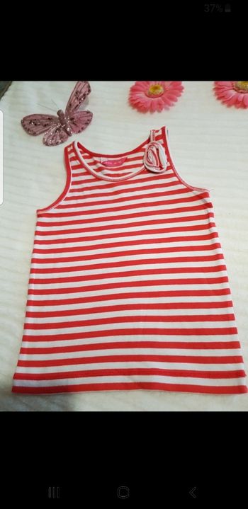 Débardeur fille taille 24 mois