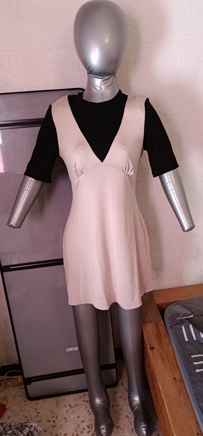 Robe patineuse Asos Design, taille 38