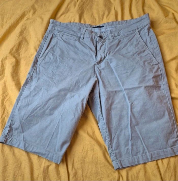 Magnifique short chino taille 40