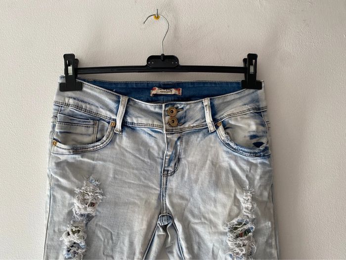 Jeans trouées femme T40 - photo numéro 2