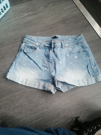 Short en jean à étoiles 12A