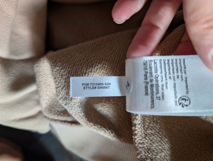 Sweat beige à capuche Lacoste 4XL neuf - photo numéro 12