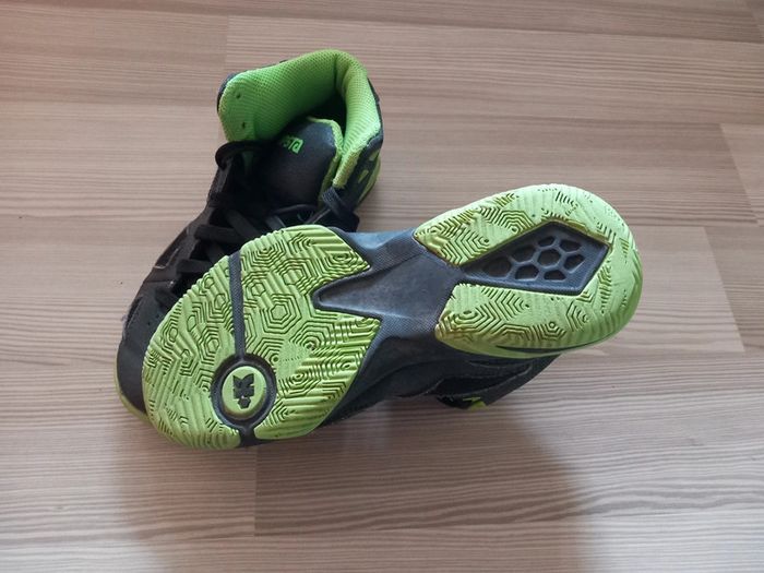 Chaussure de sport - photo numéro 2