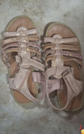 Sandales 28