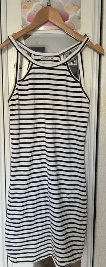 Robe moulante à bretelles, Inside, M