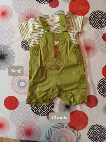 Tenue ensemble salopette short t-shirt Neuf 🏷 taille 12 mois 👦