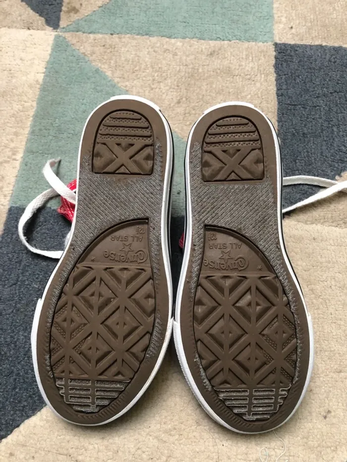 Converse rouge - photo numéro 5