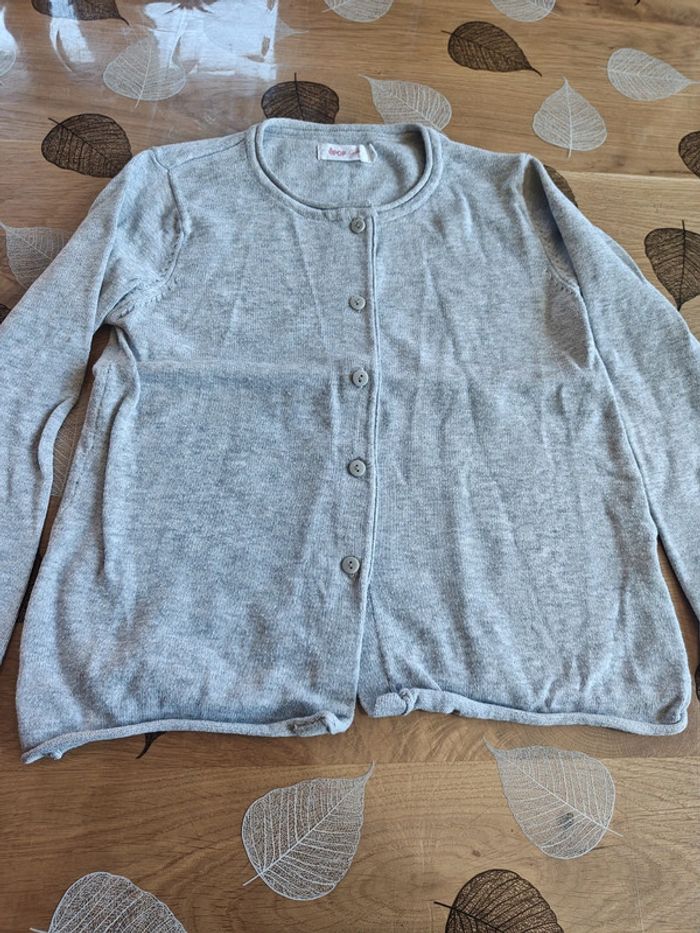 Gilet gris 8 ans - photo numéro 3