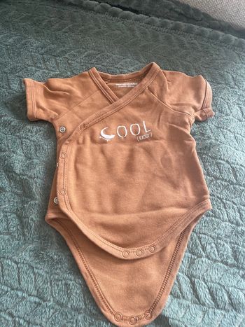 Body manches courtes