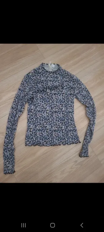 Haut fleuri