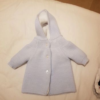 Gilet épais mixte bleu et blanc 1 mois