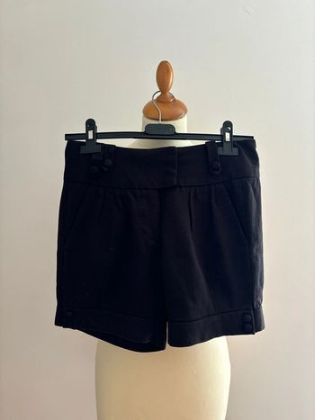 Short femme taille S de marque Cachecache