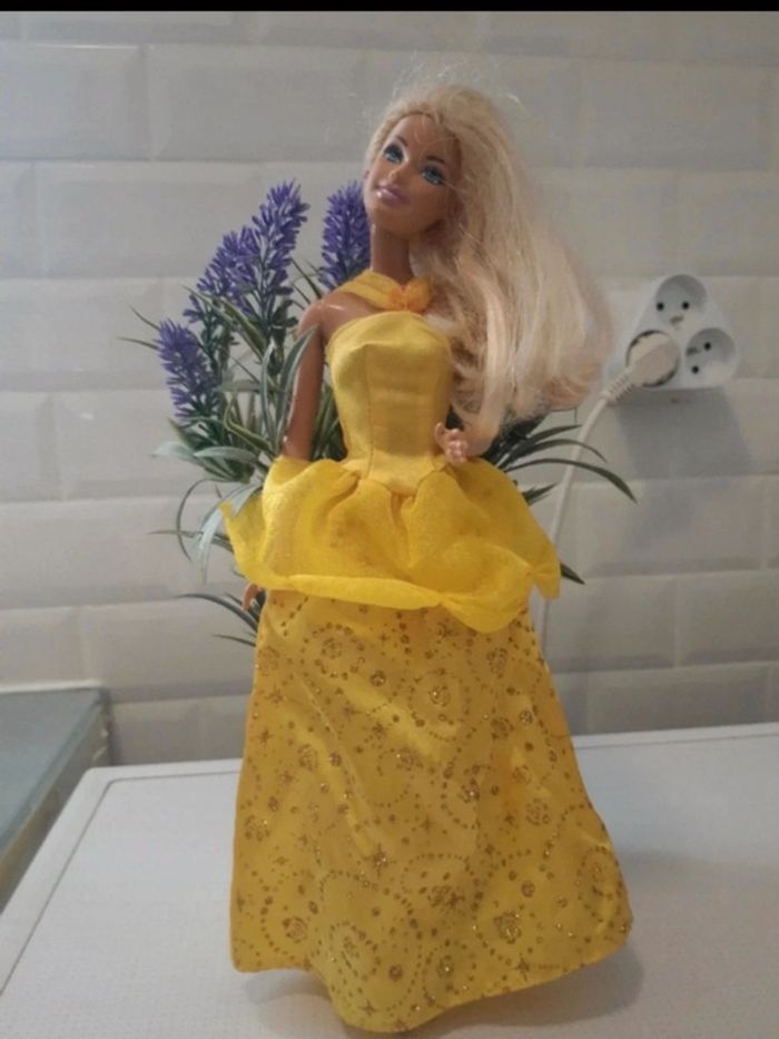 đ poupĂ©e barbie de 2009 Mattel đ - photo numĂ©ro 2