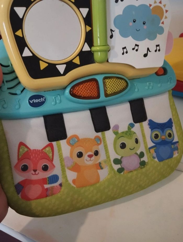 Petit piano d'éveil bébé - photo numéro 2