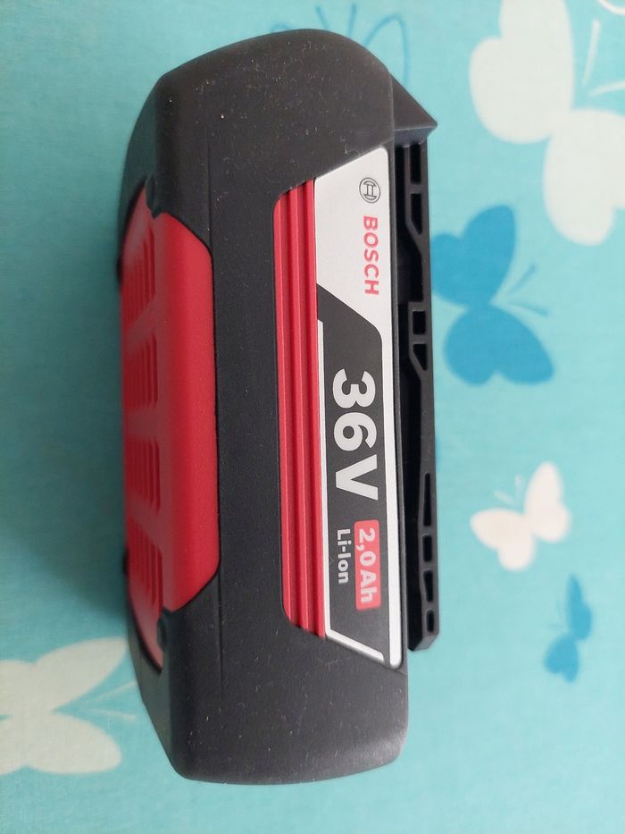 Batterie Bosch 36V 2A - photo numéro 2