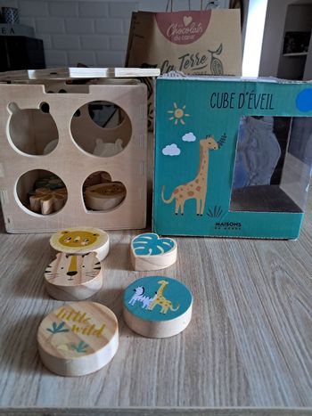 Cube d'activités bois