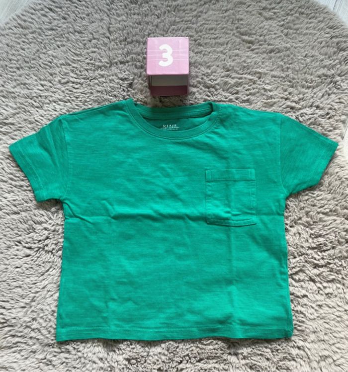 Tee shirt