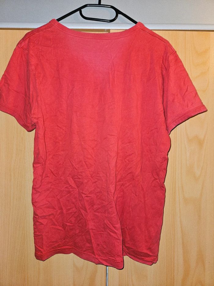 T-shirt- état satisfaisant - photo numéro 4