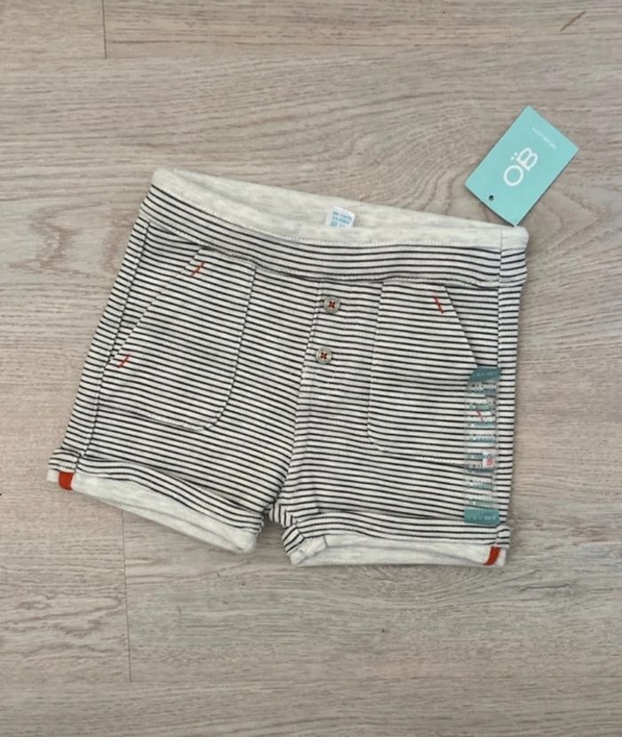 Short Obaibi taille 9 mois Neuf