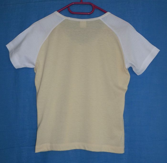 T-shirt jaune et blanc. Reebok. Taille 40 - photo numéro 3