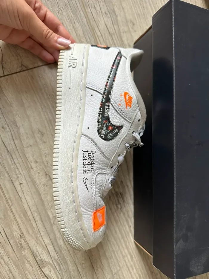 Nike air force 1 se just do it 38 Blanche - photo numéro 6