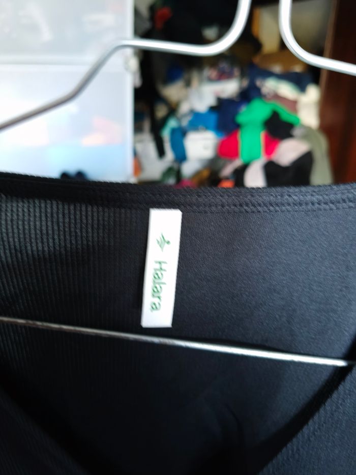 Combinaison noire Halara neuve avec étiquette - photo numéro 2