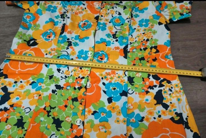 Vintage robe à grosse fleur orange jaune bleu vert - photo numéro 7