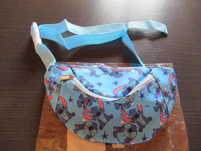 Sac banane Stitch neuf