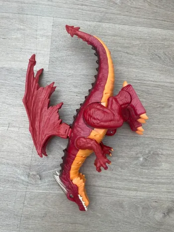Dragon rouge robot