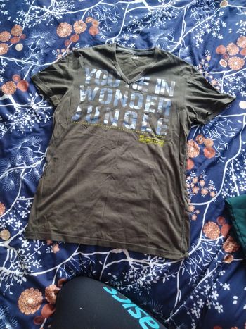 T shirt kaki