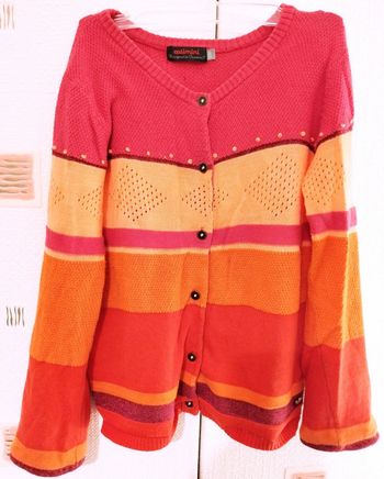 Gilet rayures oranges roses