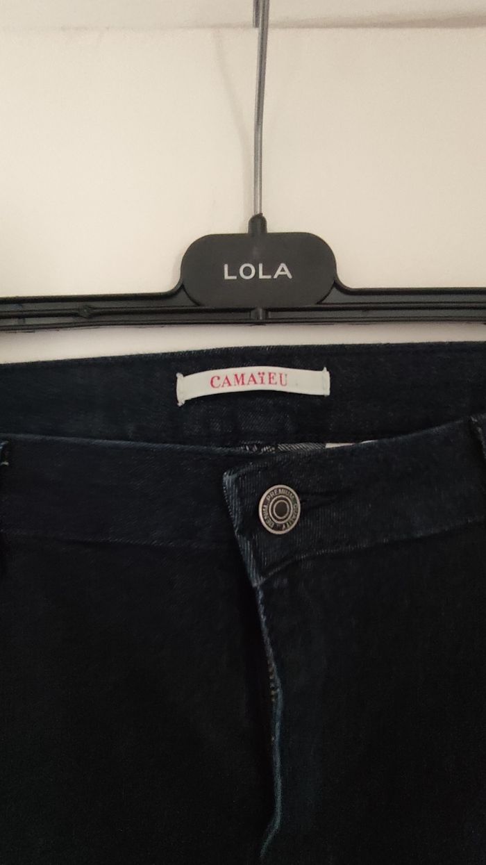 Pantalon femme jeans marque camaïeu taille 42 couleur bleu marine - photo numéro 3