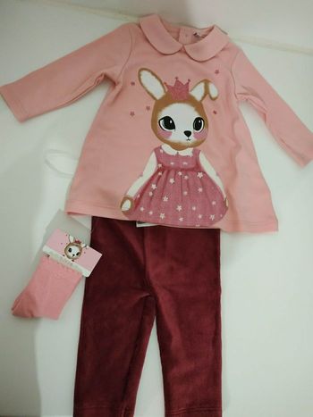 Ensemble haut, pantalon velour, chaussettes