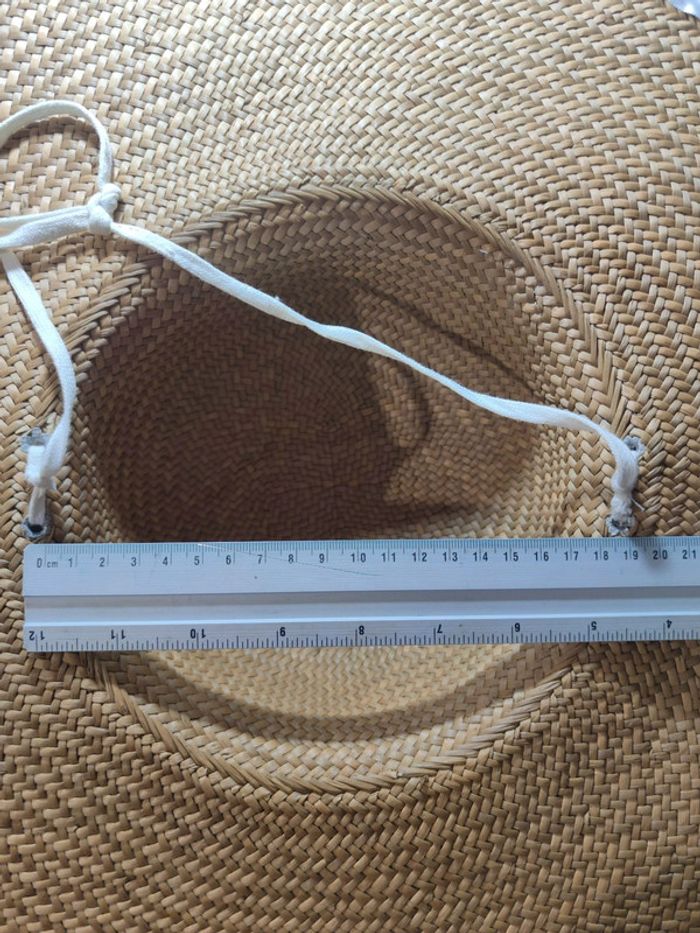 Grand chapeau de paille sombrero avec dentelle beige - photo numéro 3