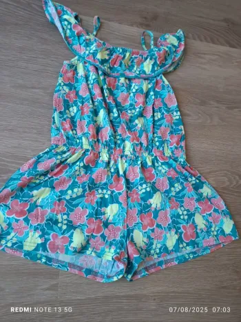 Magnifique combi short taille 10ans
