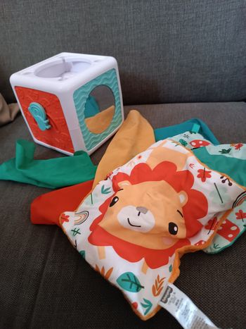 Cube d'activités tissues fun 
