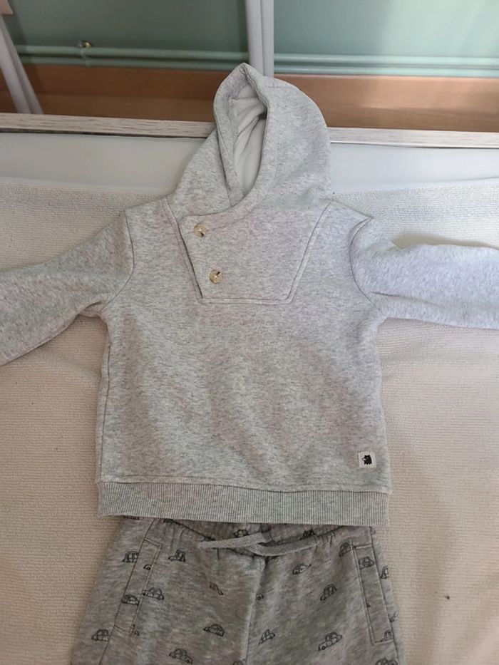 Ensemble gris clair - photo numéro 3