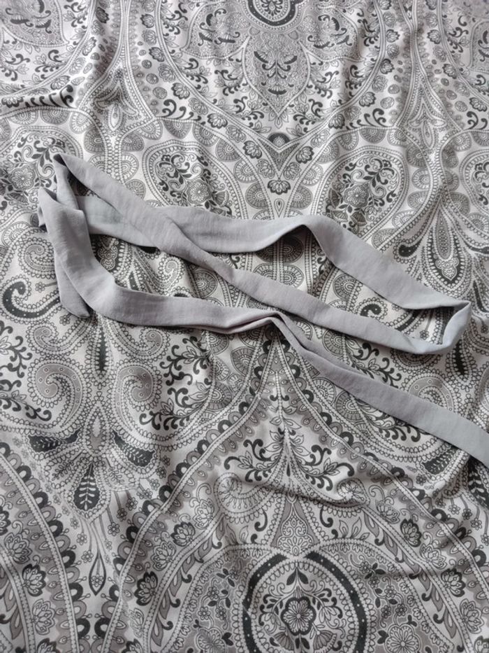 robe longue grise - photo numéro 6