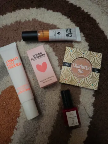 Lot produits maquillage
