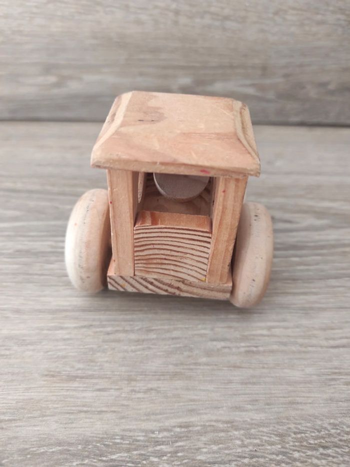 Train en bois - photo numéro 4