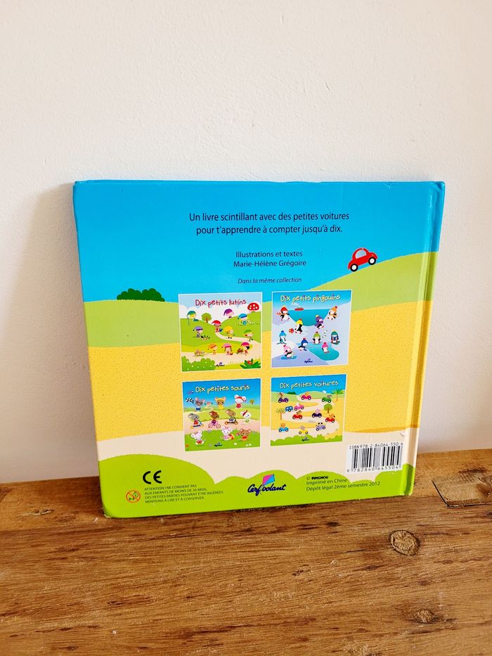 Livre "Dix petites voitures" - photo numéro 2