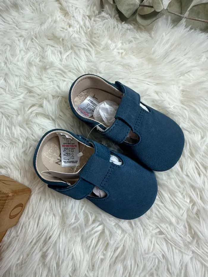 Paire de chaussures bleu Next taille 19 - photo numéro 4