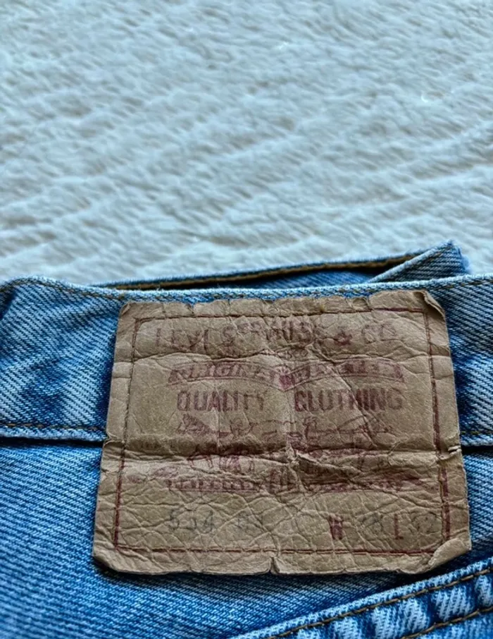 Jean Lévis 534 vintage 90s bleu clair taille haute coupe droite fuselé slim taille X/34 rare - photo numéro 2