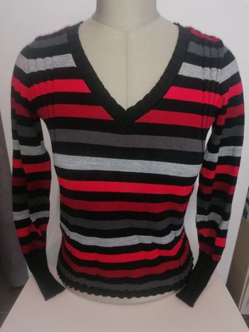 Pull col V / cache-cache / taille M