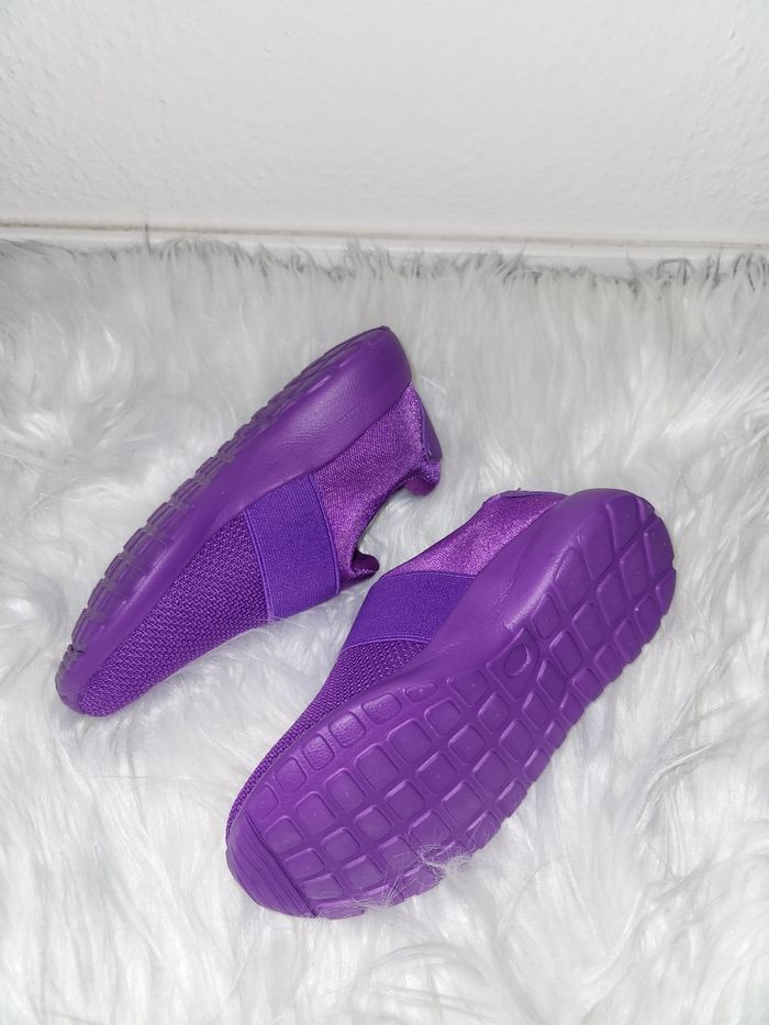 Chaussures d'intérieur - photo numéro 2