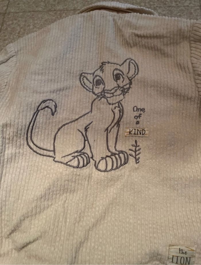 Veste roi lion primark 9/12 mois - photo numéro 2