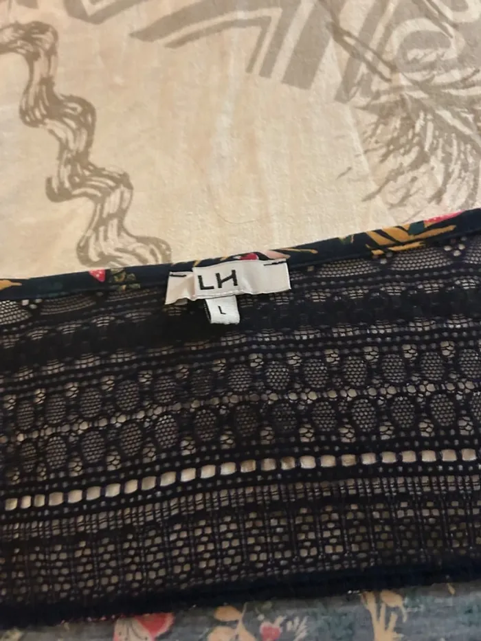 T-shirt motif papillon - photo numéro 5
