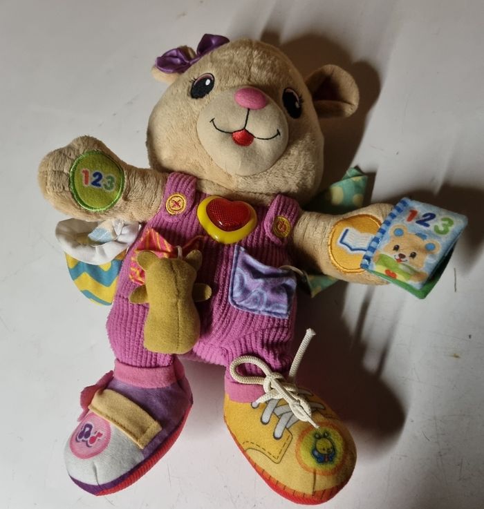 peluche interactive vtech ourson Juliette 1 2 3 habille moi - photo numéro 3