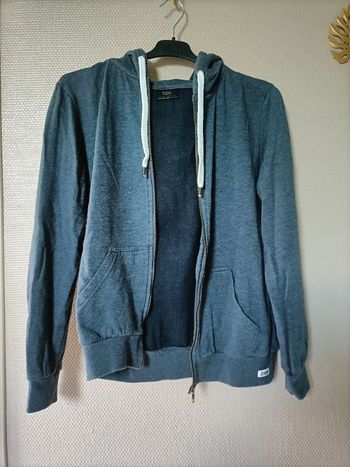 Gilet sweat zippé à capuche bleu marine